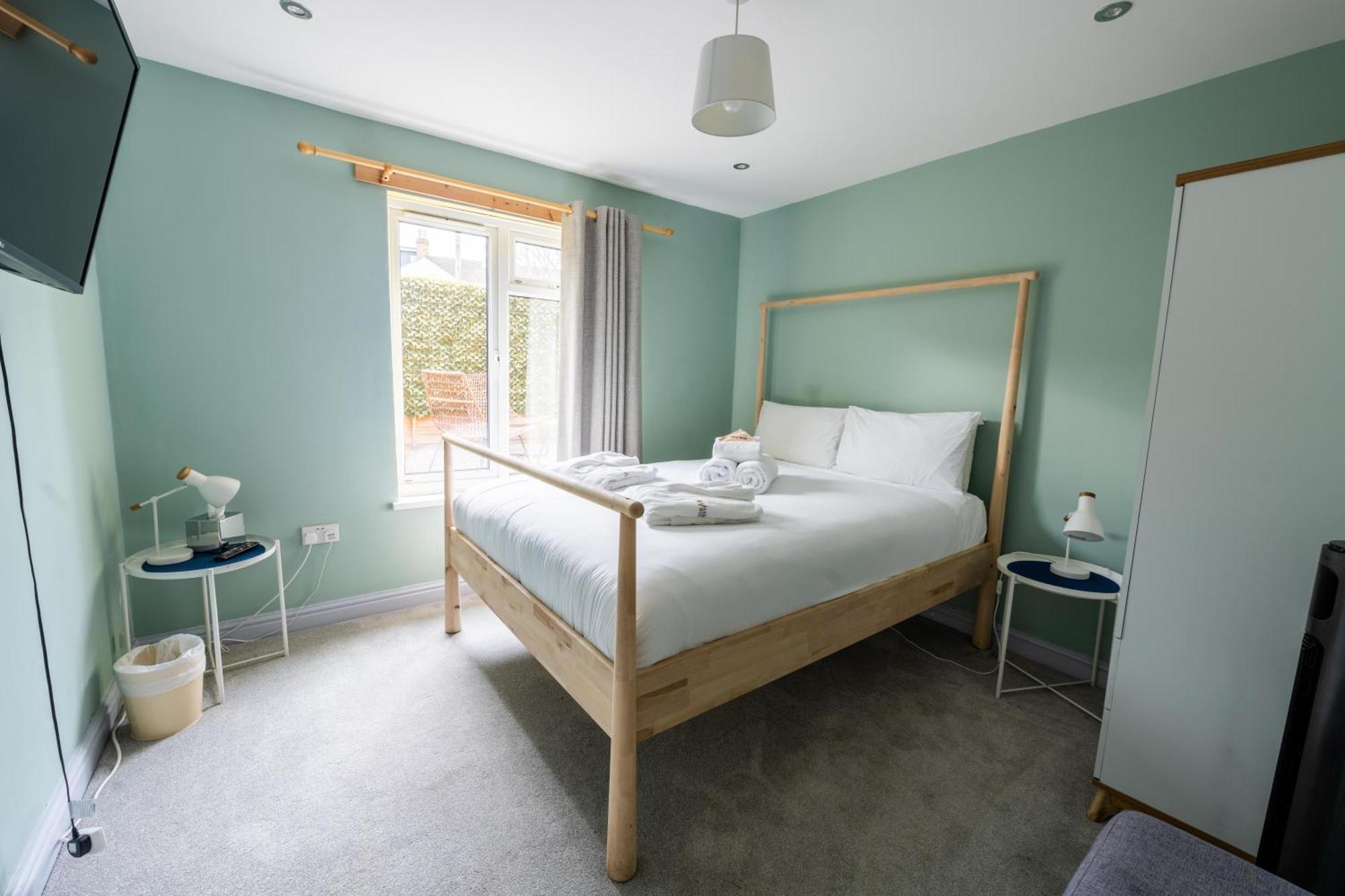 Aaron Wise - 17 Fitzhamon Apartments Cardiff Bagian luar foto